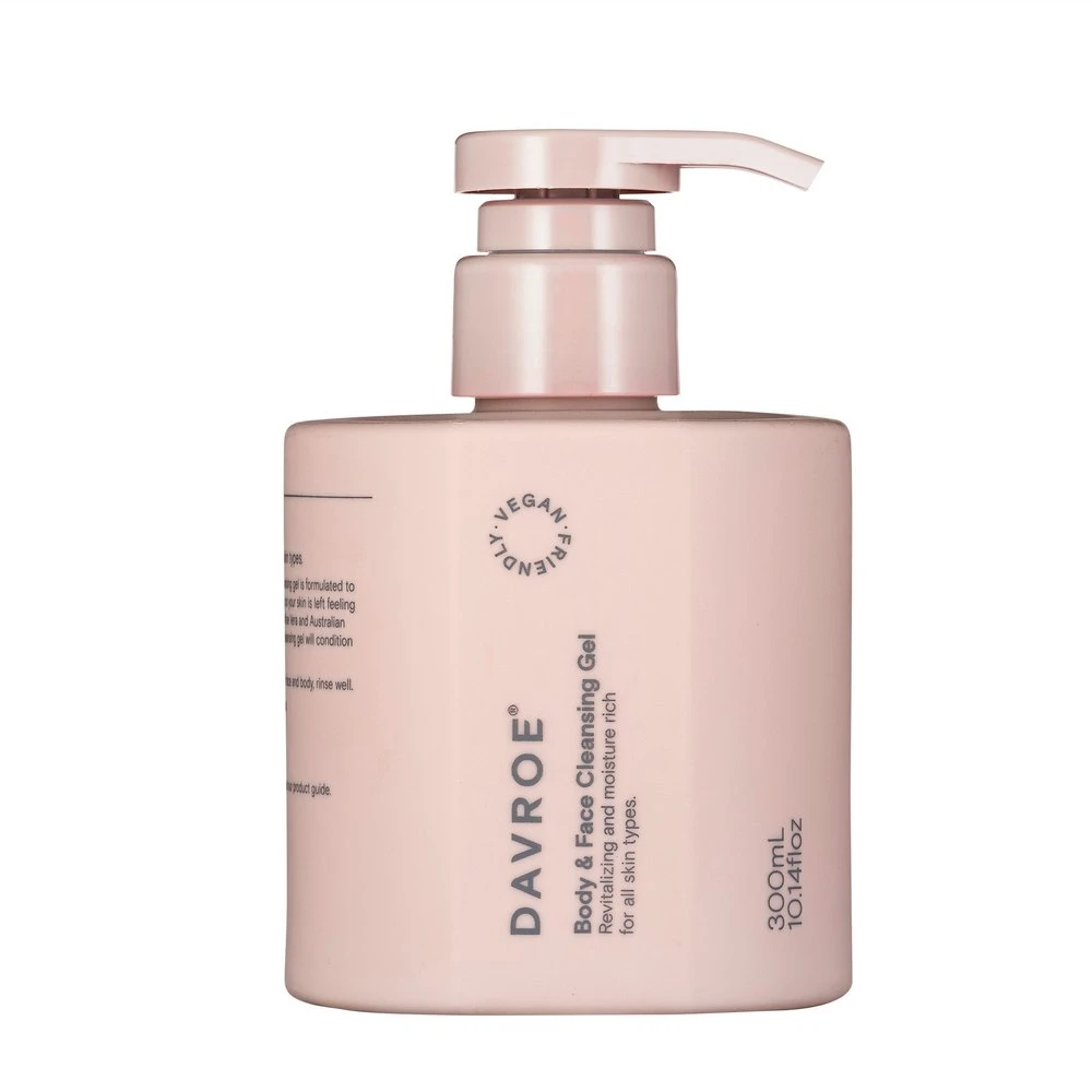 Гель для очищення обличчя та тіла Body and Face Cleansing Gel, 300 мл